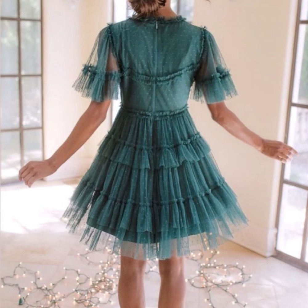 Ivy City Co Short Whimsical Dress in Emerald